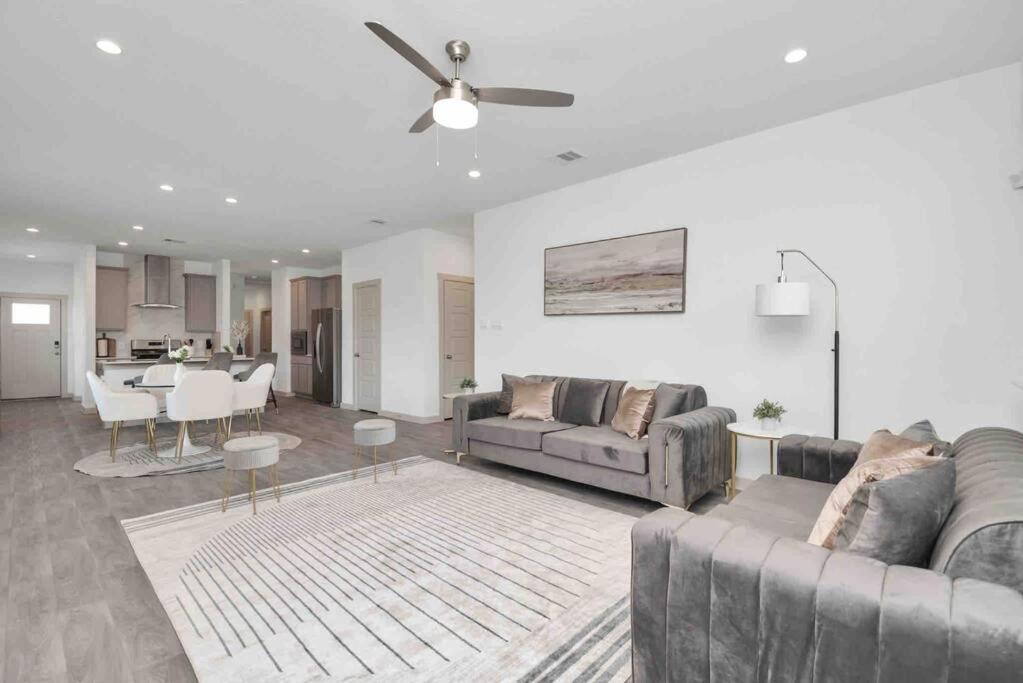 4Bedroom Escape - Near Med Center With Backyard Houston Esterno foto