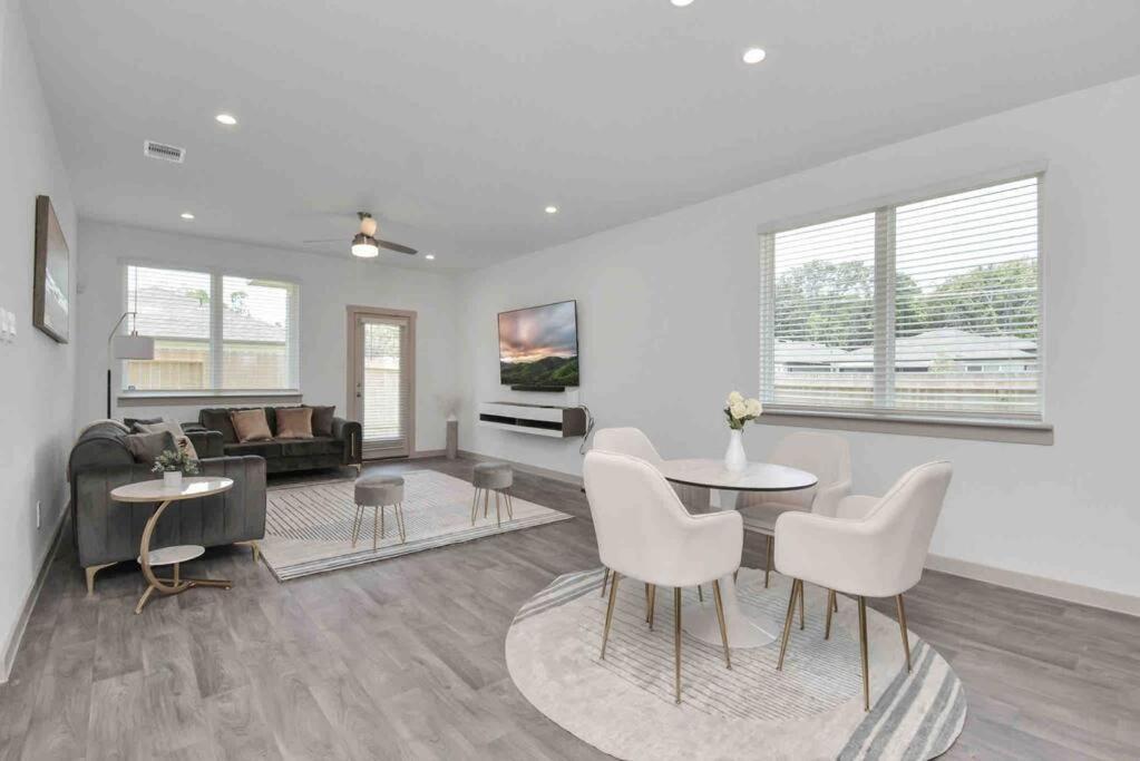 4Bedroom Escape - Near Med Center With Backyard Houston Esterno foto