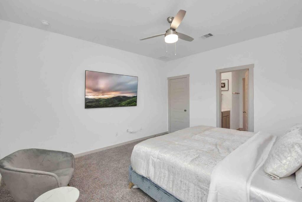 4Bedroom Escape - Near Med Center With Backyard Houston Esterno foto